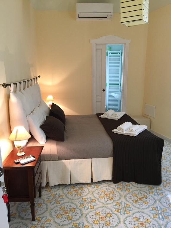Sine Tempore B&B Manduria Bilik gambar